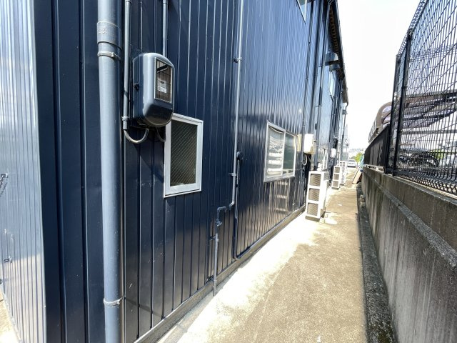 緑区若田３丁目倉庫付事務所の外観