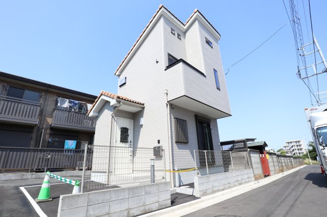 田中町2丁目貸家の外観