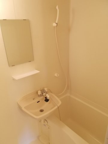 ジュネス黒髪の浴室|きれいなお風呂です