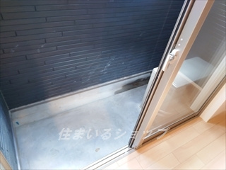 広島市安佐北区亀山４丁目のアパートのバルコニー