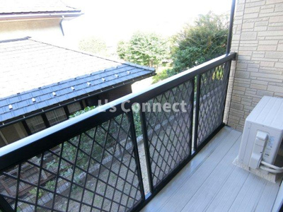 【バルコニー】 | 第８メゾンアカマＢ棟 | 晴れた日には洗濯物もたくさん干せます。