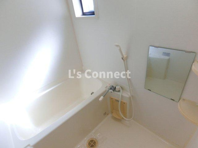 【浴室】 | 第８メゾンアカマＢ棟 | 追焚き、浴室乾燥付きのお風呂。