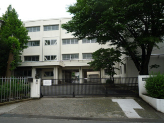 下和泉小学校まで750m