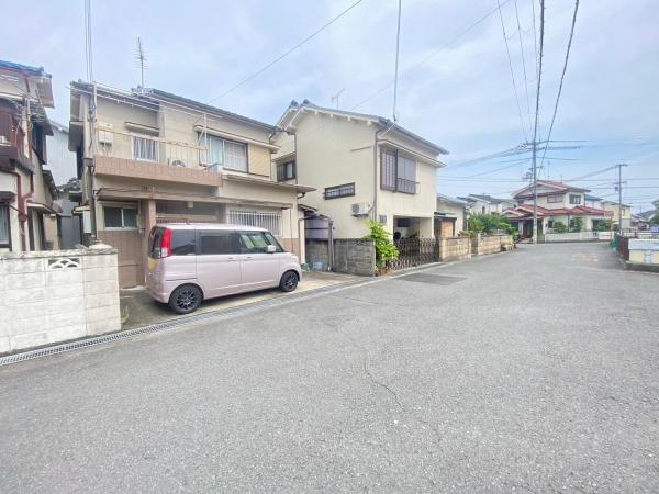 和歌山市有本中古戸建　オーナーチェンジ物件の前面道路含む現地写真