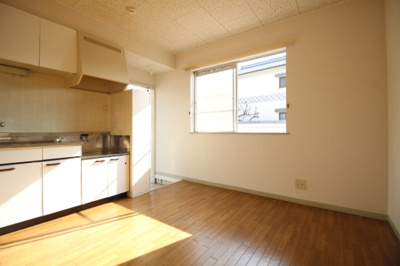 【居間・リビング】 | メゾン浜野B棟