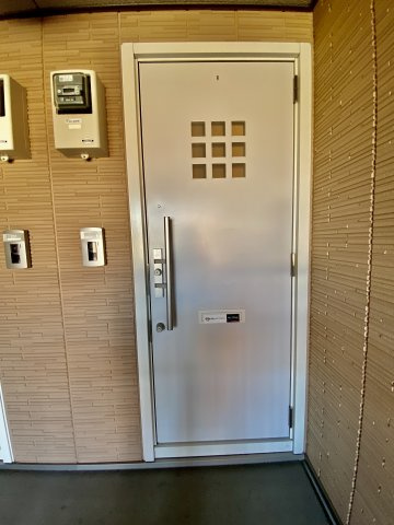 【玄関】 | シャーメゾン岩本