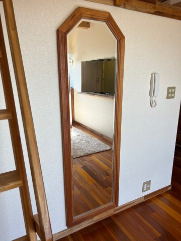 【内装】 | セザンヌ三谷２ | 鏡・クロゼット
（※写真はイメージです、現況優先となります）