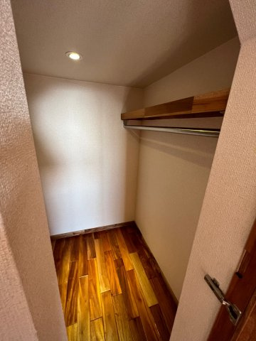 【収納】 | セザンヌ三谷２ | 鏡・クロゼット
（※写真はイメージです、現況優先となります）