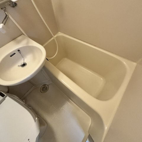 メゾン・ホワイト　Ａ－２の浴室