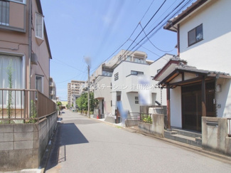 【前面道路含む現地写真】