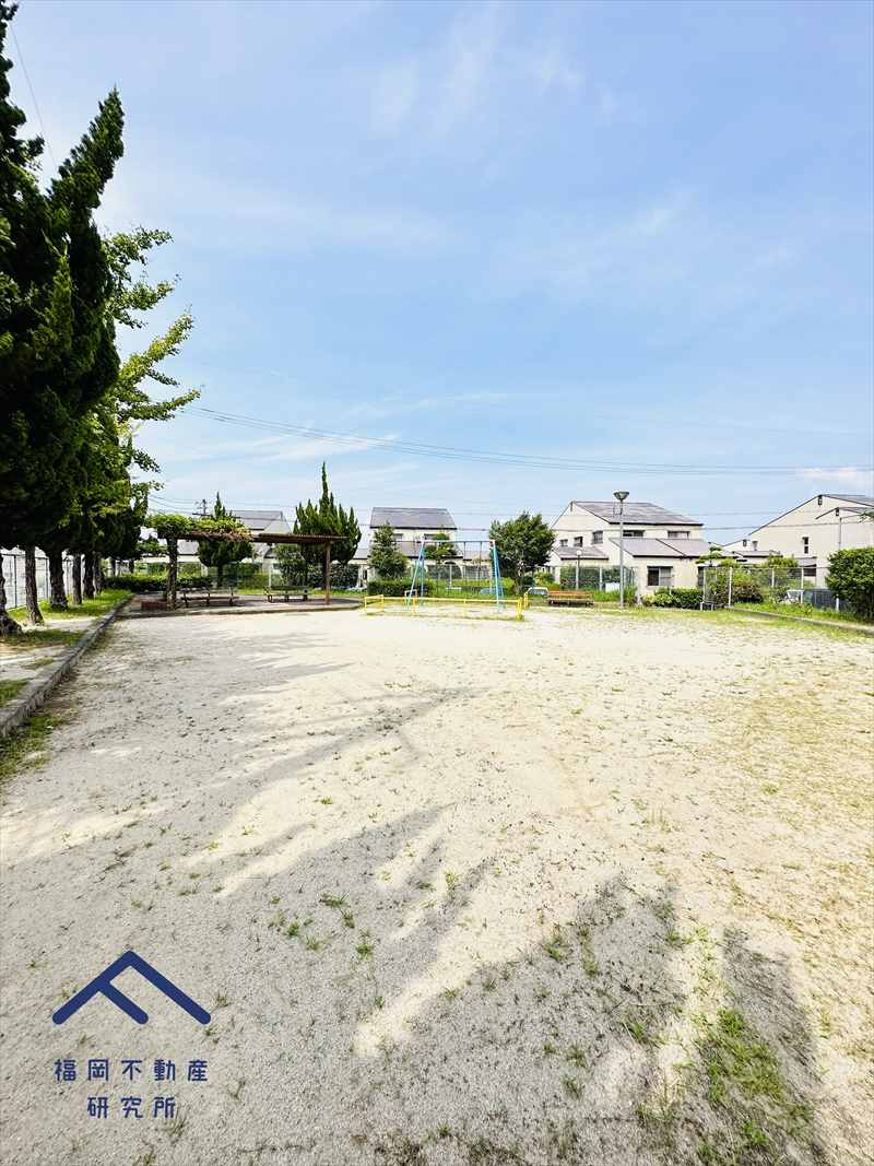レイクタウン屋形原5棟の周辺