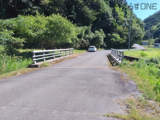 【前面道路含む現地写真】 | たつの市新宮町下莇原／売土地