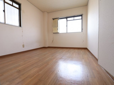 【洋室】 | メゾンサンガ