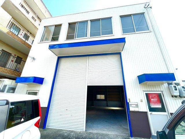 南区赤坪町倉庫の外観