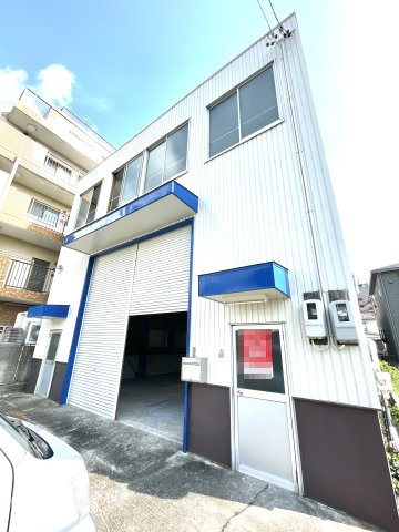 南区赤坪町倉庫の外観