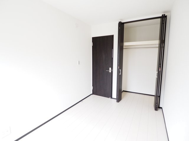 野田市柳沢　中古戸建　2号棟の洋室|お子様も片付け上手になれちゃいます(*^-^*)