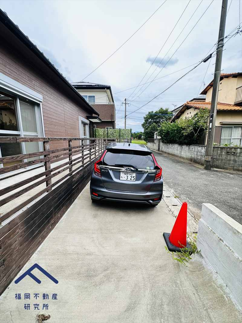 朝倉市中原　戸建ての駐車場