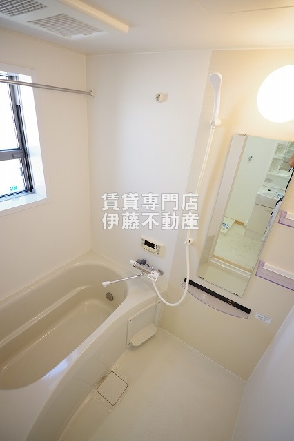 グランレーヴ黒川の浴室