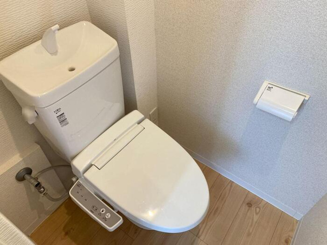 【トイレ】 | アーバン宮地 | 清潔感のあるトイレです