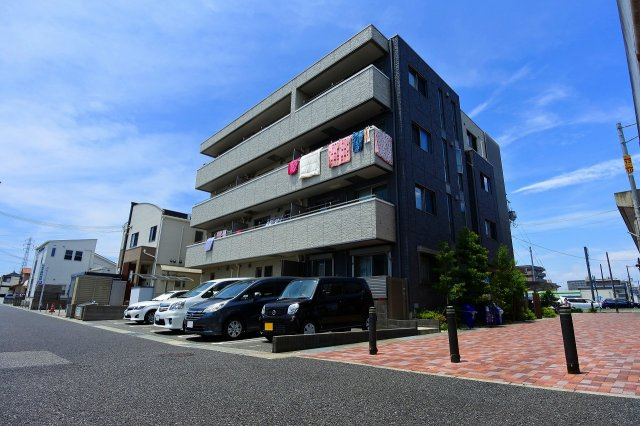 エソールの外観