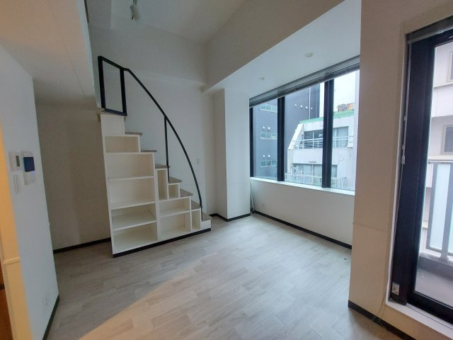千代田区神田須田町１丁目の賃貸マンション