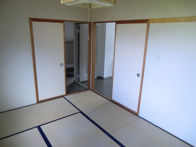 セジュール昭和A棟の和室