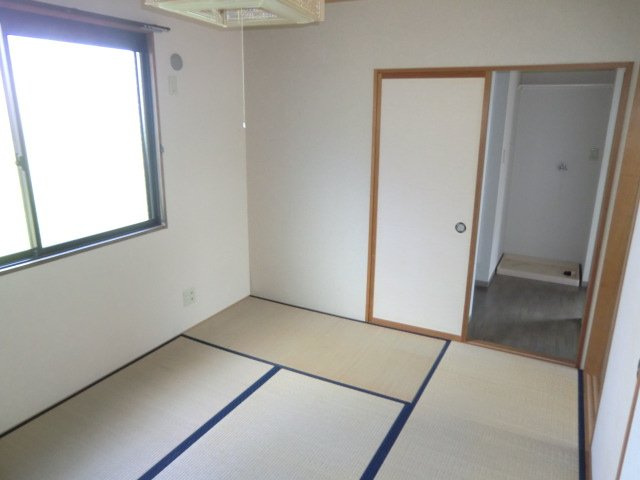 セジュール昭和A棟の和室