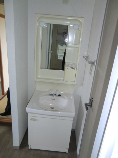 セジュール昭和A棟の洗面所