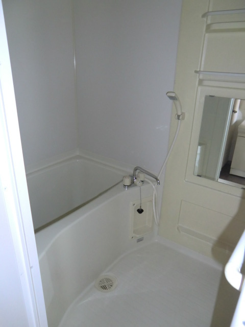 セジュール昭和A棟の浴室