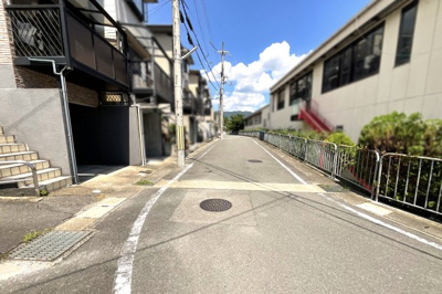 【前面道路含む現地写真】 | 伏見区小栗栖石川町　中古戸建