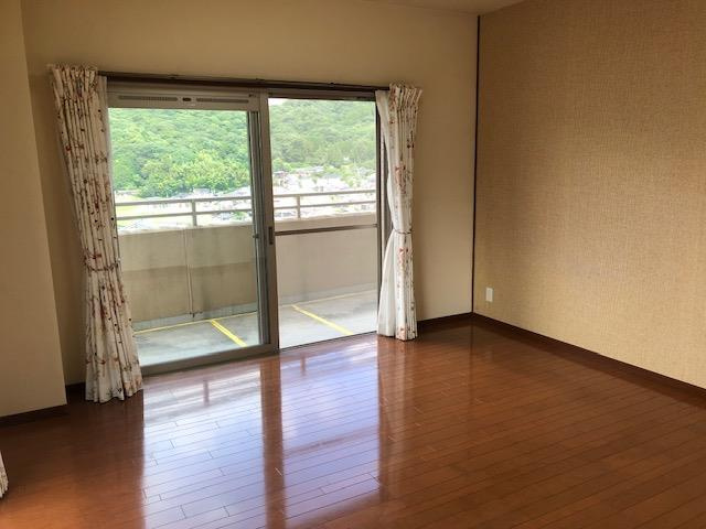 【寝室】の画像