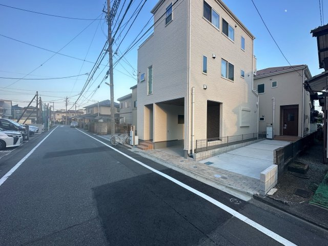 相模原市千代田５丁目　全２棟の前面道路含む現地写真