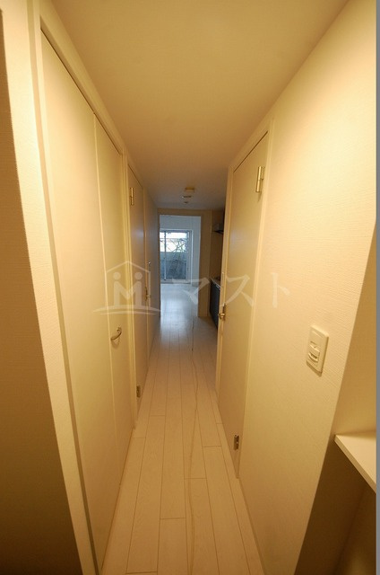 ララプレイス大阪城ＷＥＳＴＥＮの玄関