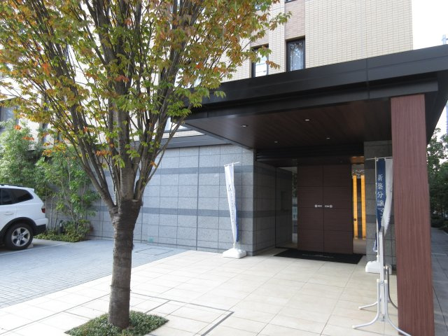 ブランシエラ東京三ノ輪のエントランス