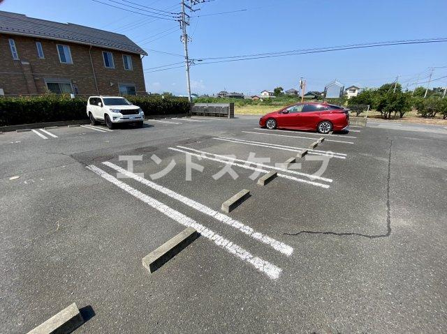 ルミエールいいくら　Ｂの駐車場|高崎、前橋エリアのお部屋探しはエンドスケープまで！お客様の理想お聞かせ下さい♪