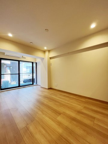 【居間・リビング】 | シャンボール南麻布 | ●3駅4路線利用可能！共用部給水管更新工事実施！