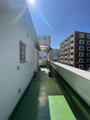 【バルコニー】 | ビューハイツ日本橋 | ■最上階南西角部屋ルーフバルコニー付き住戸！