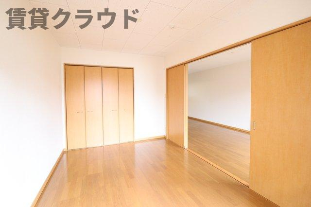 ピースコートの洋室|きれいな洋室です