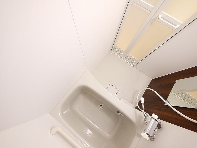 クレイノ聡の浴室|ゆったり過ごせるお風呂です