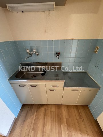 第1三井ビルのキッチン|お料理しやすいキッチンです