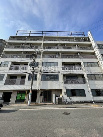 第1三井ビルの外観|落ち着いた雰囲気の外観です