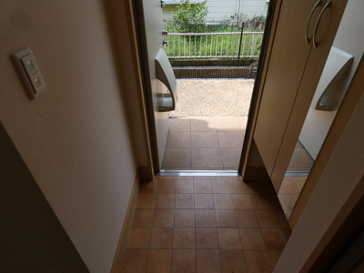 【玄関】 | リヴェール | ※空き予定の為、別号室のイメージ写真です。