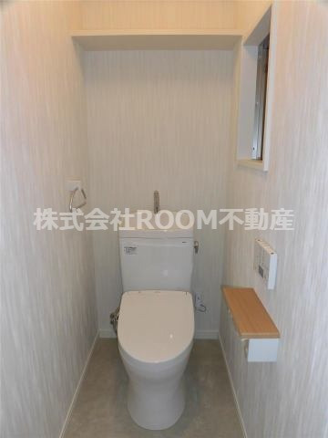 フリューゲル年見のトイレ|落ち着いたトイレです