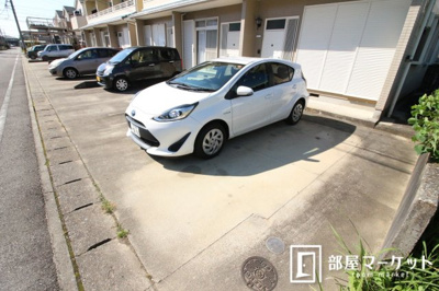 【駐車場】 | グリーンハイツいちぎ　A棟 | 同型タイプ