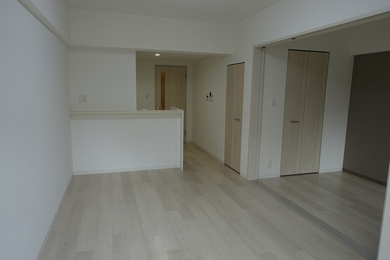 プリマヴェーラ甲子園一番町の居間・リビング