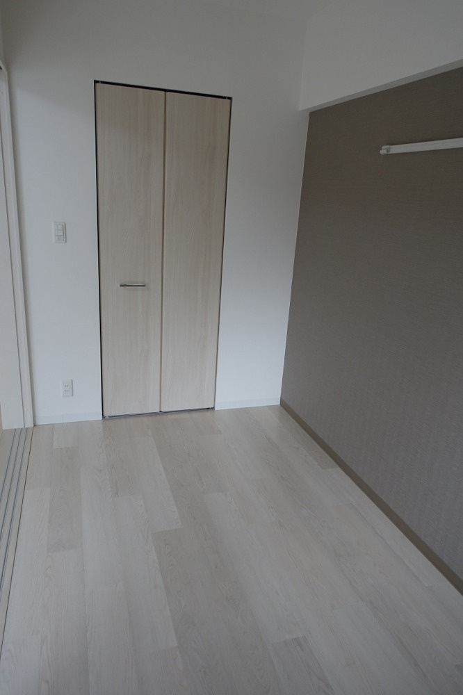 プリマヴェーラ甲子園一番町の洋室