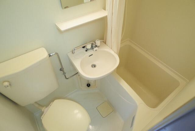 ジョイフル津田沼の浴室