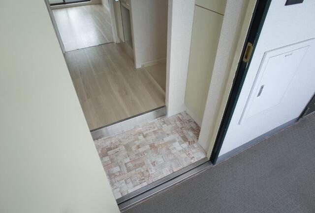 ジョイフル津田沼の玄関