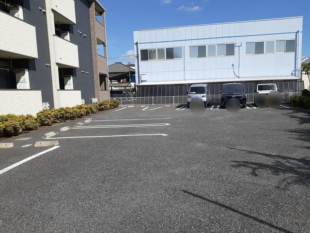 オーチャード　イレブンの駐車場|駐車場