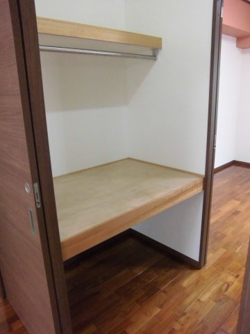 ウイルの収納|※写真は別部屋になります。